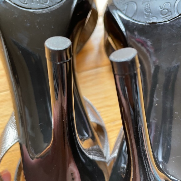 CARLOS SANTANA HEELS - Picture 7 of 8